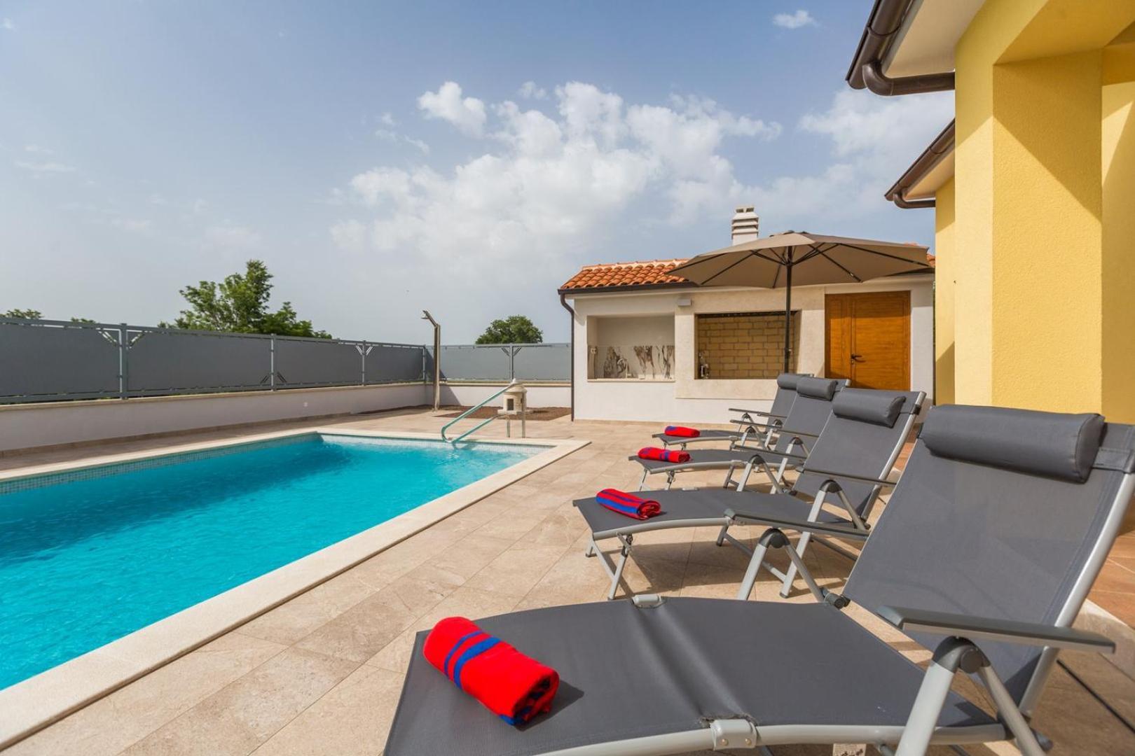 Villa Prenci Private Pool Tinjan Esterno foto