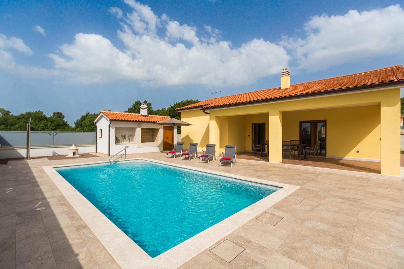 Villa Prenci Private Pool Tinjan Esterno foto
